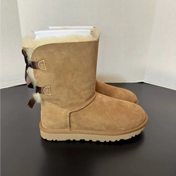 Women’s UGG Bailey bow ll boot - Picture 1 of 5